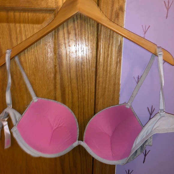 Bra - Picture 2 of 3